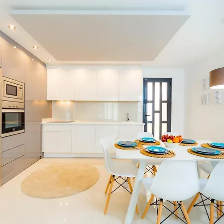 Apartamento Luxurious 2 Bedroom Near The *