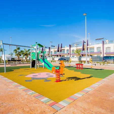 Luxurious 2 Bedroom Near The Apartamento