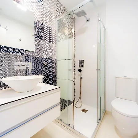 Apartamento Luxurious 2 Bedroom Near The *
